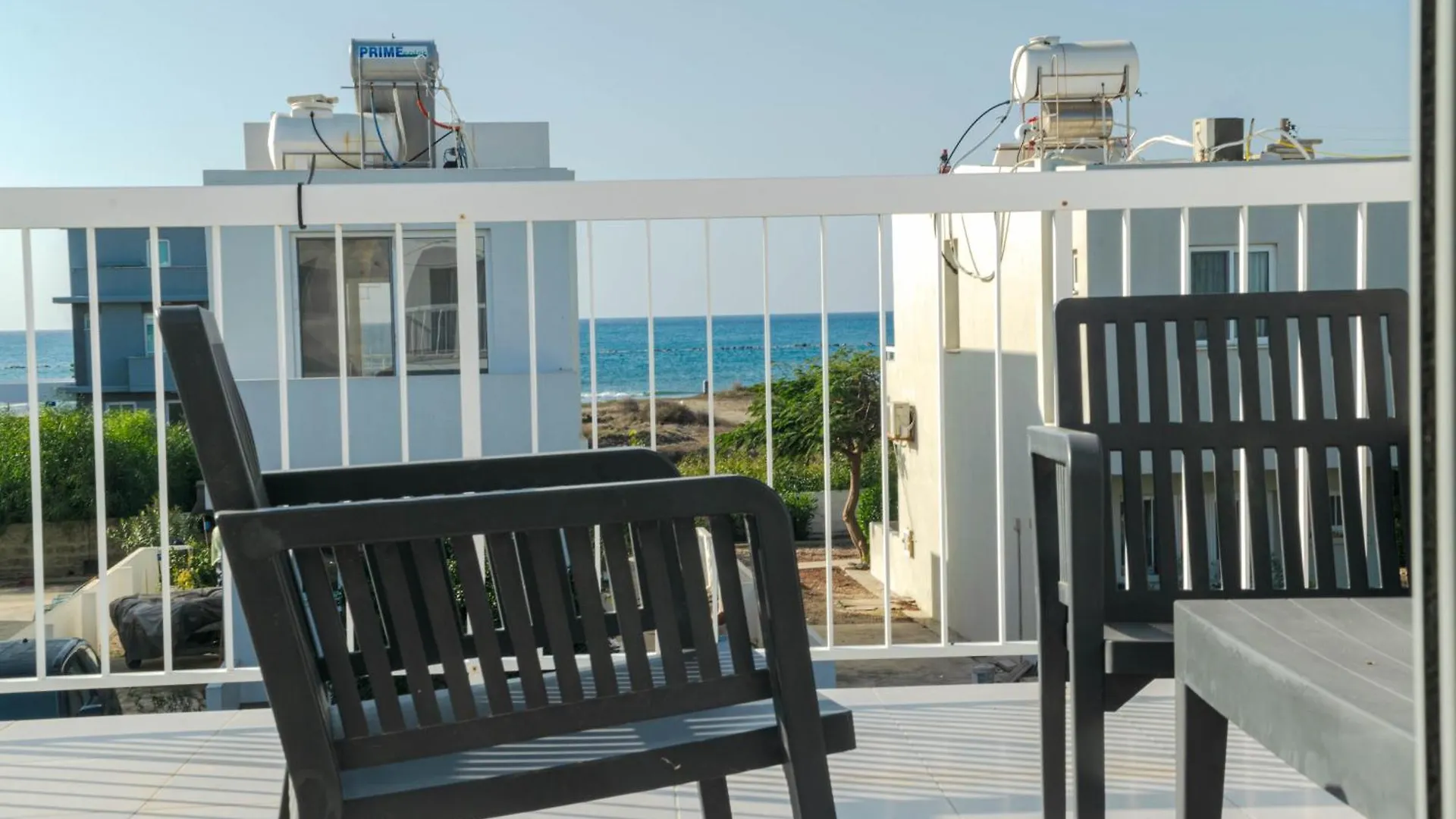 Sandy Beach Complex Periwolia Cypr